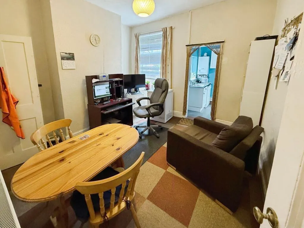 2 bed Terraced