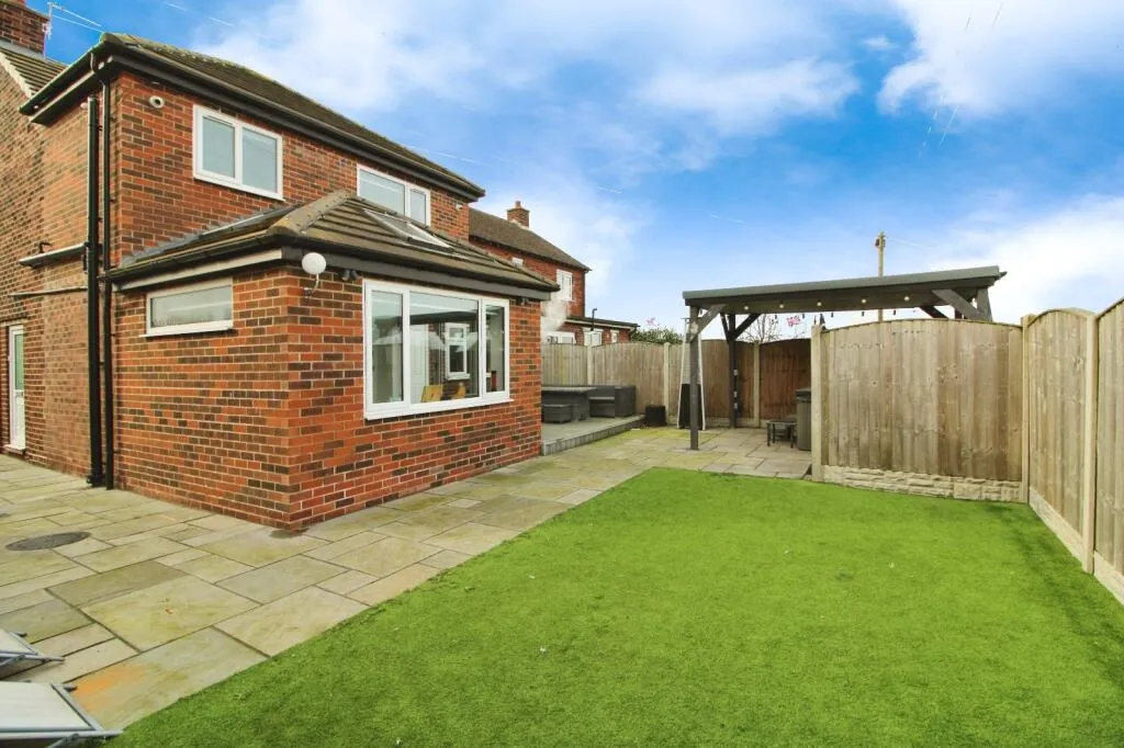 3 bed Semi-Detached