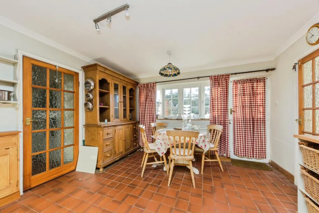 4 bed Character Property