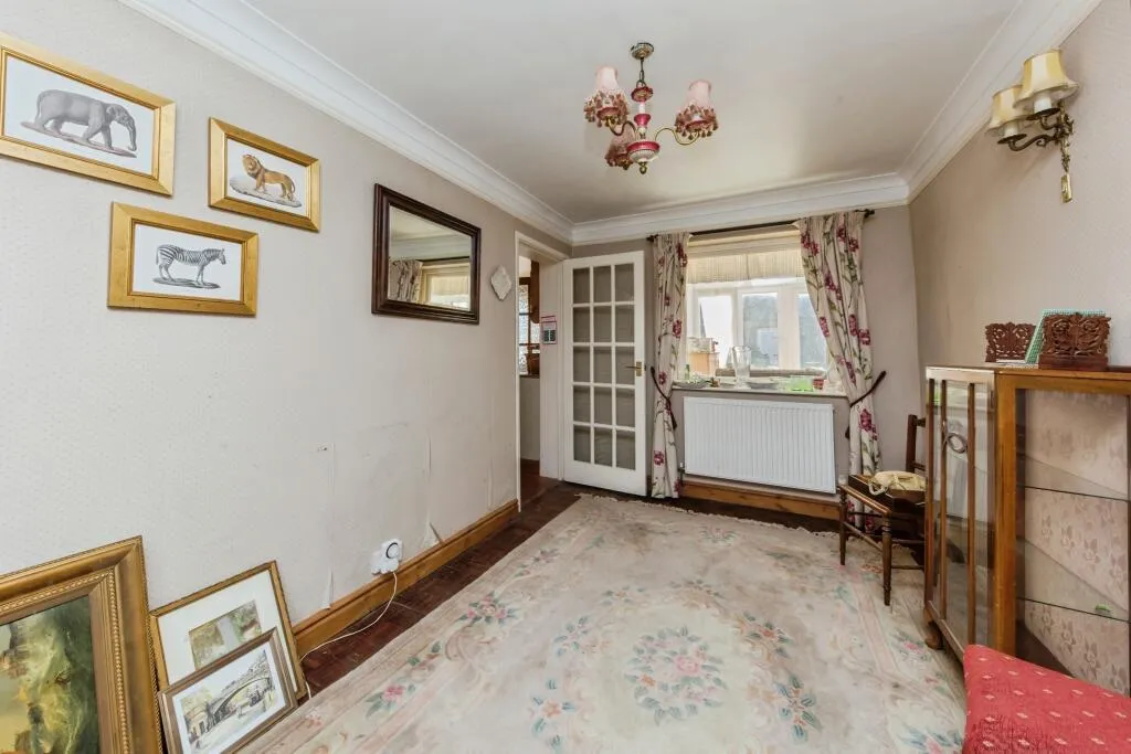 4 bed Character Property