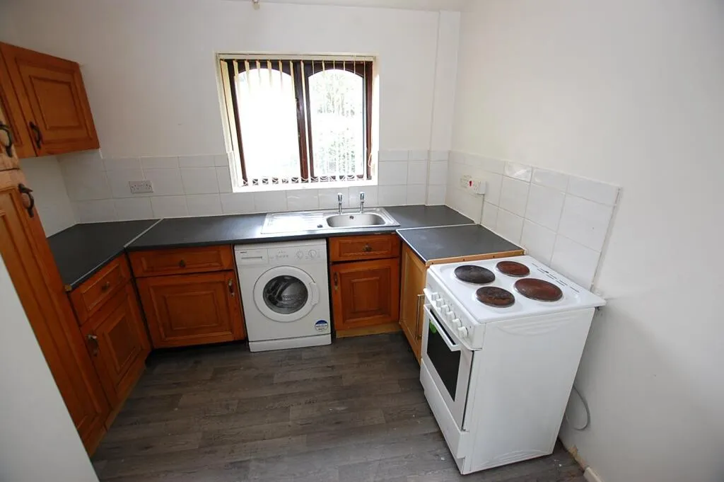 2 bed Semi-Detached Bungalow