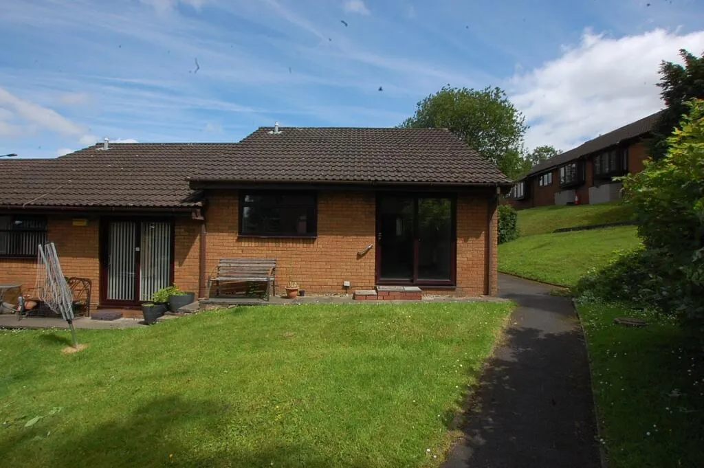 2 bed Semi-Detached Bungalow