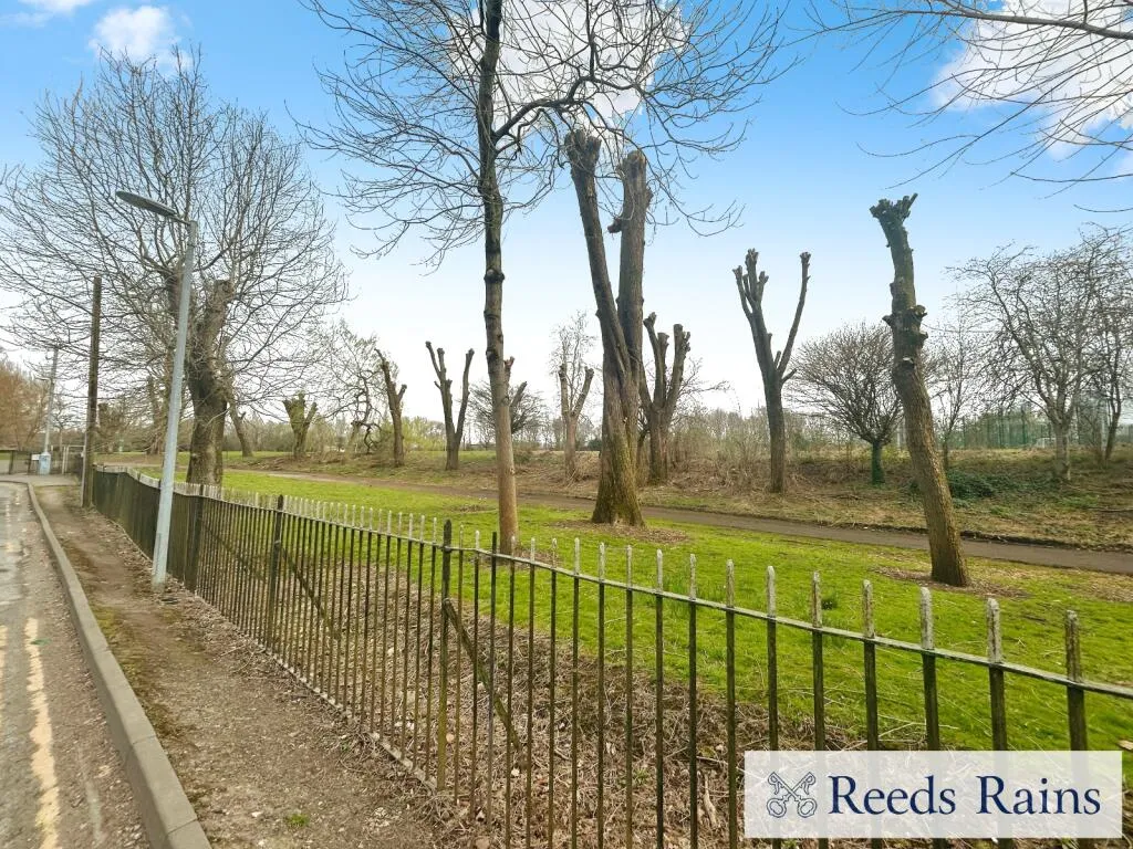 3 bed Terraced