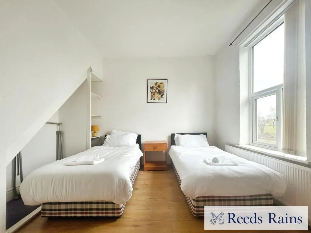 3 bed Terraced