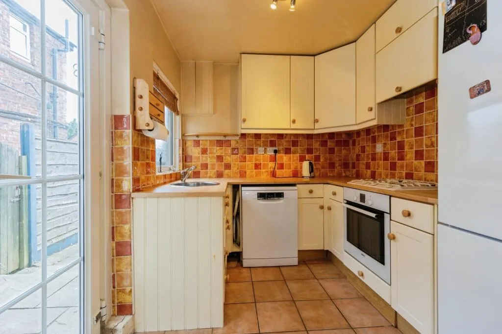 3 bed Terraced