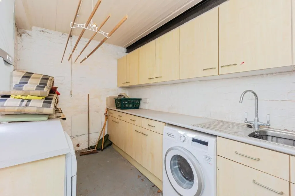 3 bed Terraced