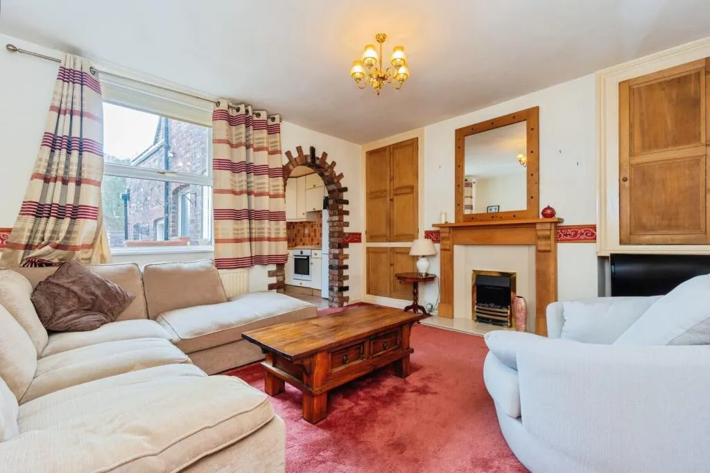 3 bed Terraced