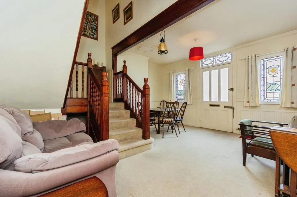 3 bed Terraced