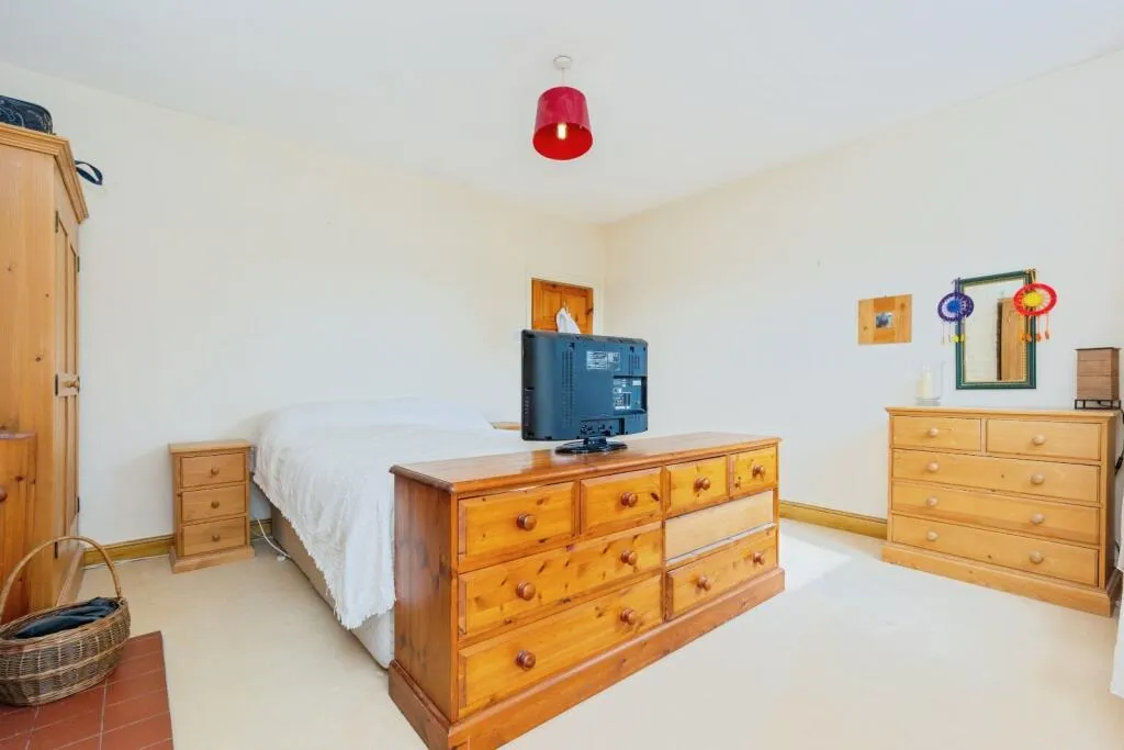 3 bed Terraced