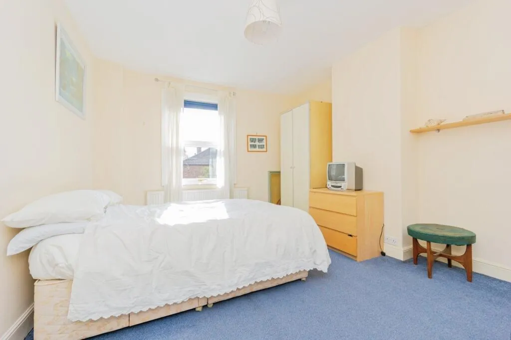 3 bed Terraced
