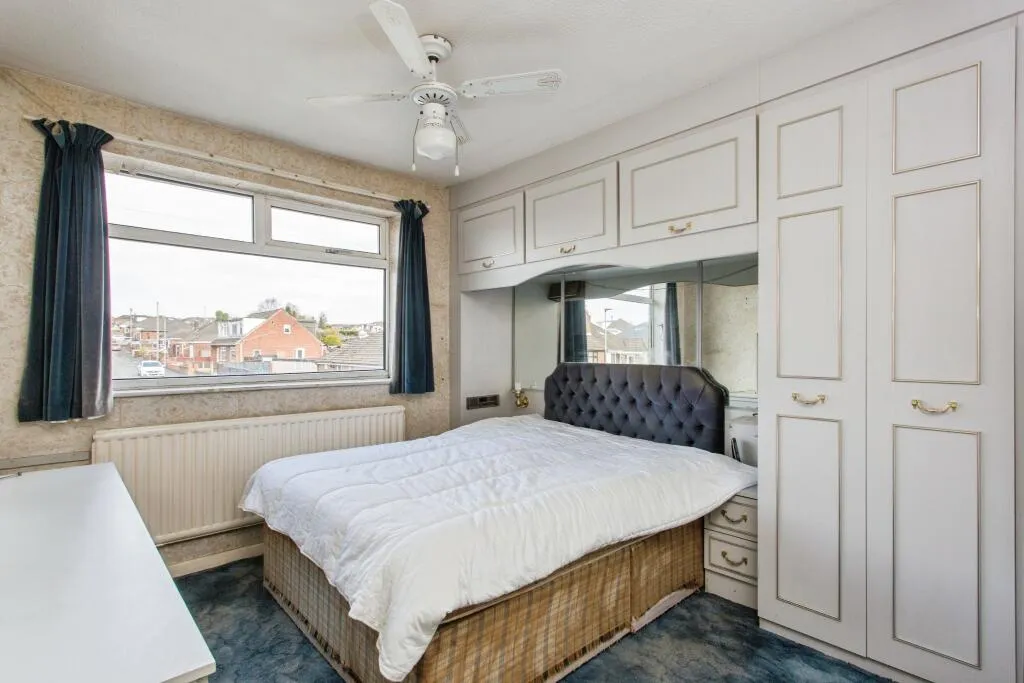 3 bed Terraced
