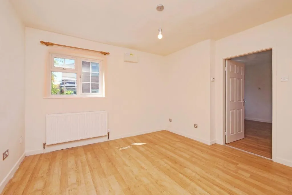 1 bed Semi-Detached