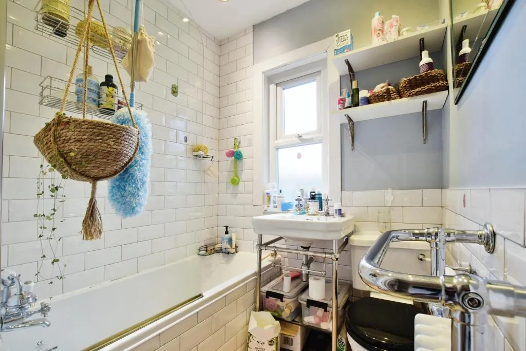 3 bed Semi-Detached