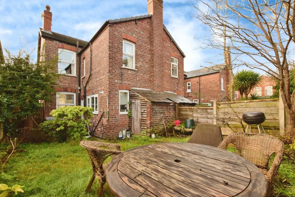 3 bed Semi-Detached