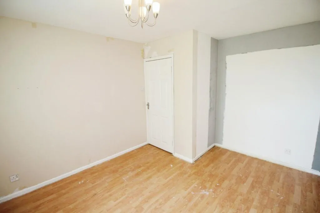 2 bed Semi-Detached Bungalow