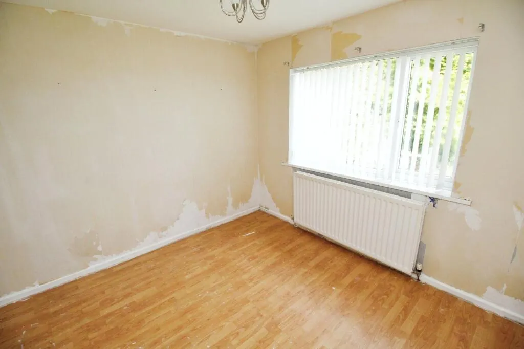 2 bed Semi-Detached Bungalow