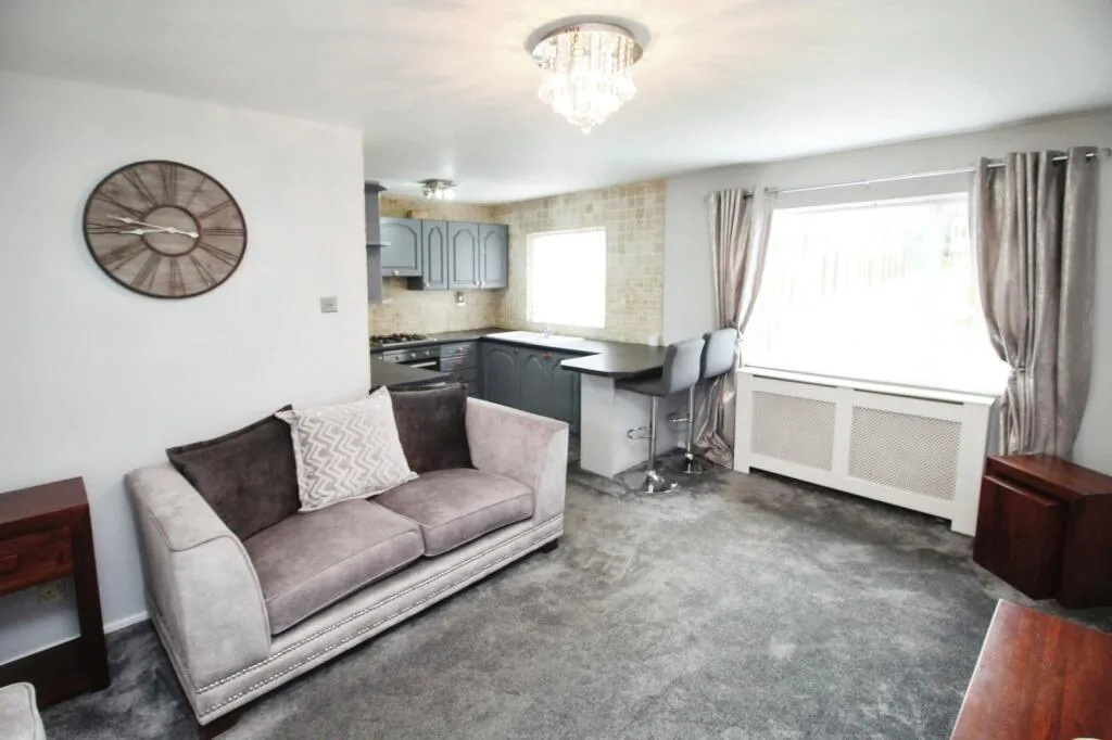 2 bed Semi-Detached Bungalow