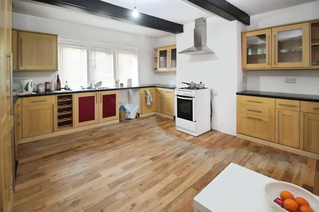 3 bed Terraced