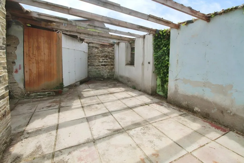 3 bed Terraced