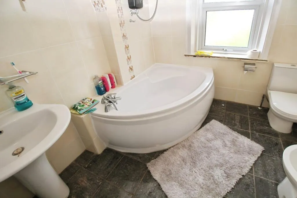 3 bed Terraced