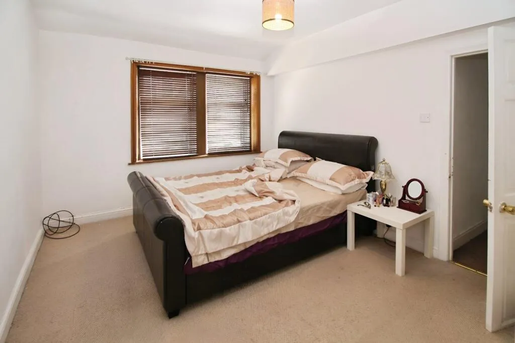 3 bed Terraced