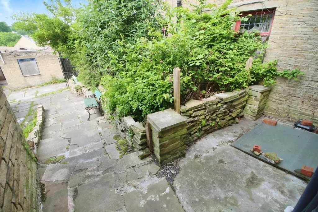 3 bed Terraced