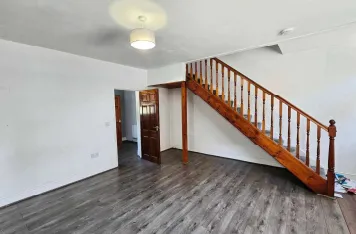 2 bed End of Terrace