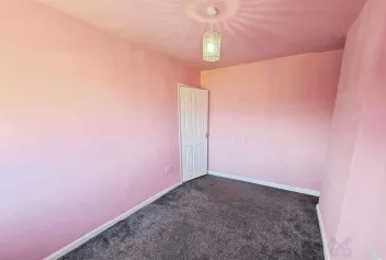 2 bed End of Terrace
