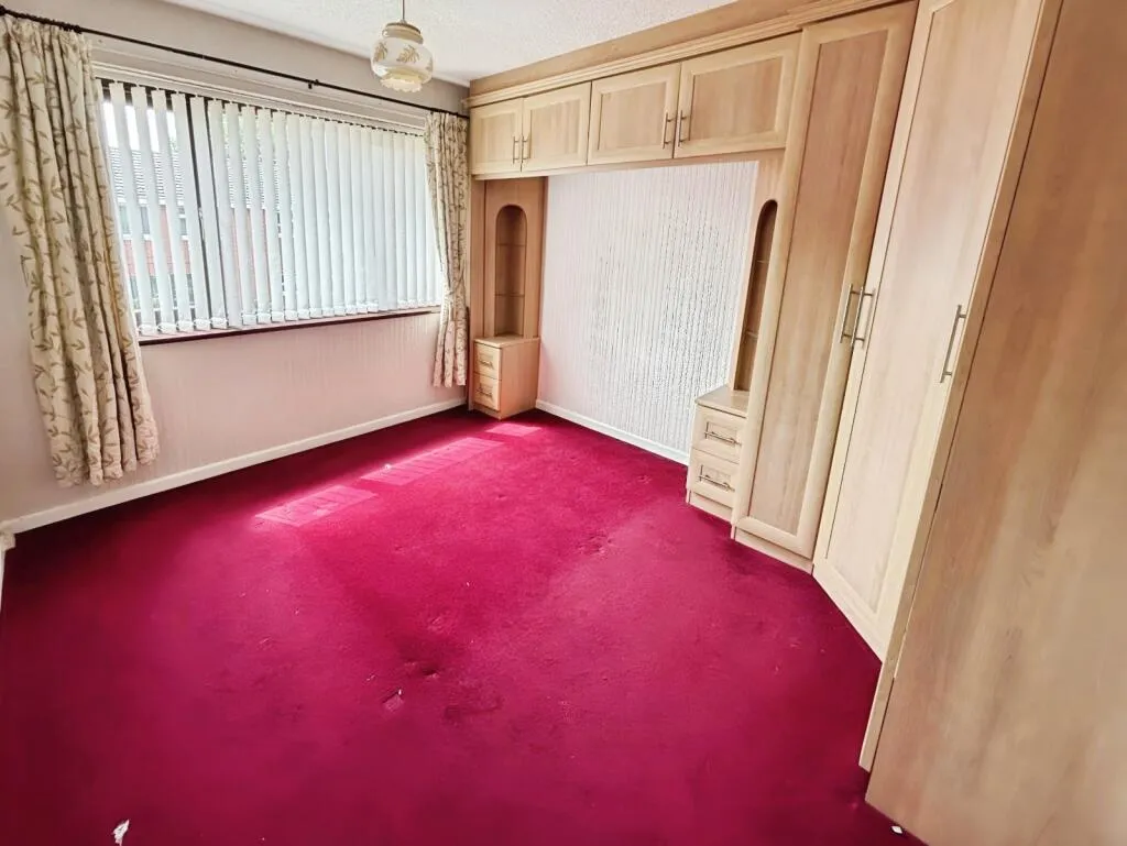 3 bed End of Terrace