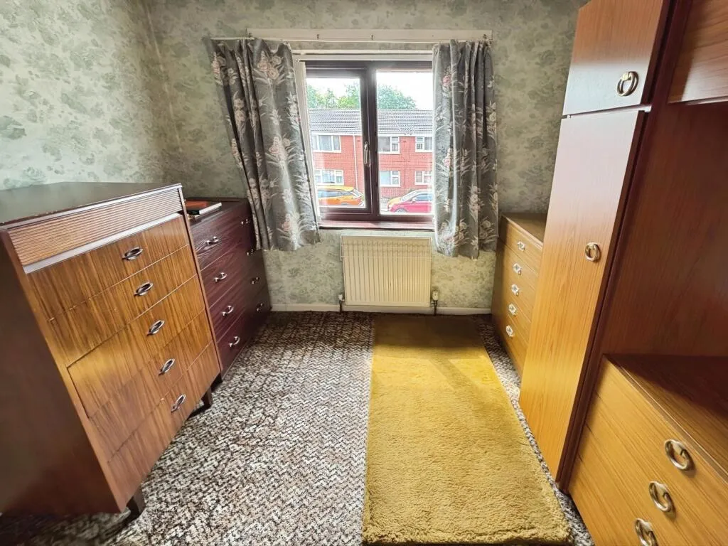 3 bed End of Terrace