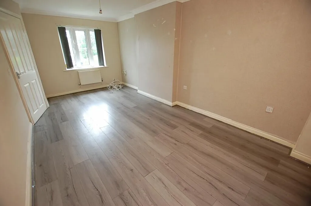 3 bed Terraced