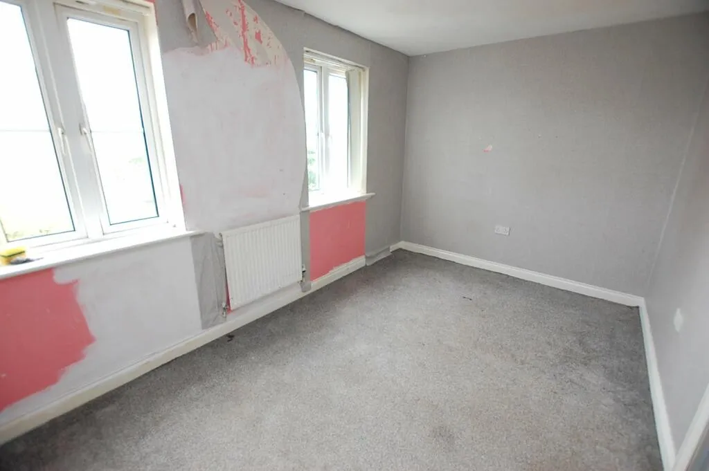 3 bed Terraced