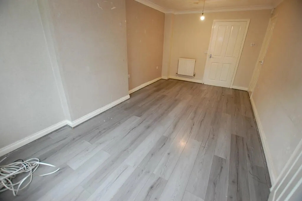 3 bed Terraced