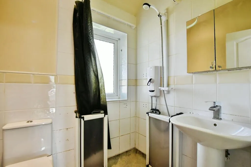 3 bed House