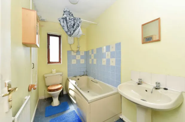 2 bed Semi-Detached