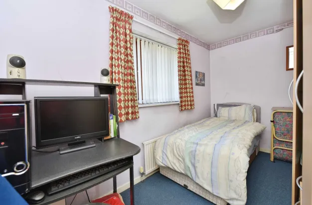 2 bed Semi-Detached