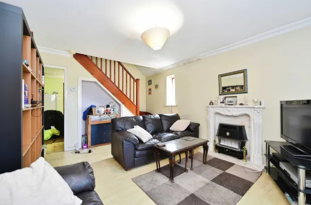 2 bed Semi-Detached