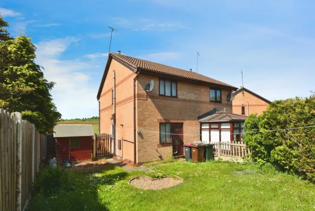 2 bed Semi-Detached