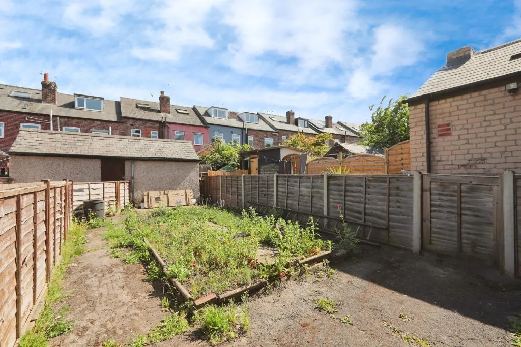 3 bed Terraced