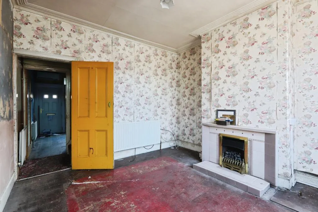 3 bed Terraced