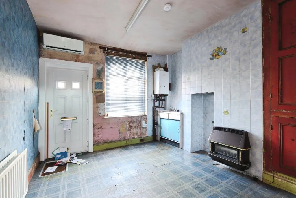3 bed Terraced