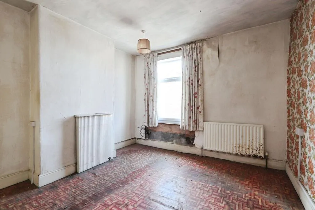 3 bed Terraced