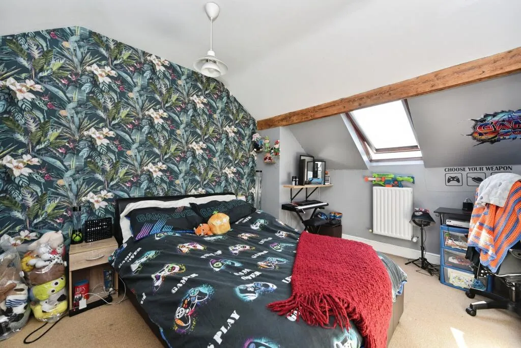 3 bed Terraced