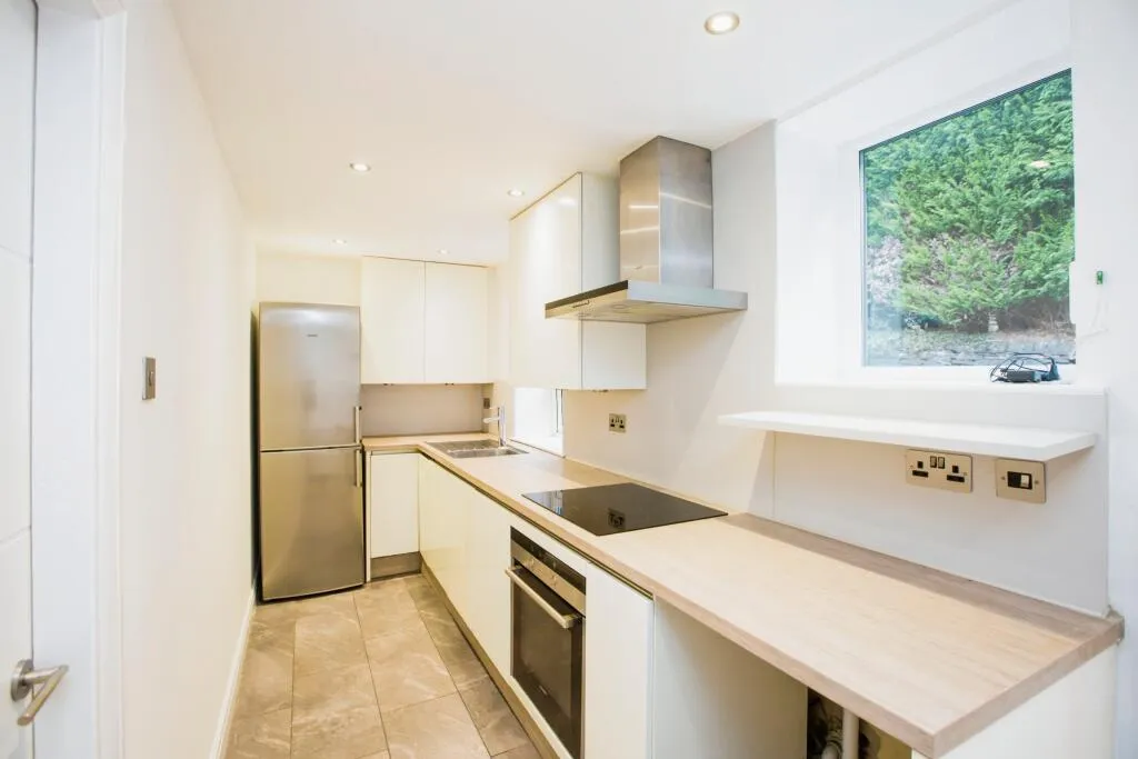 2 bed End of Terrace