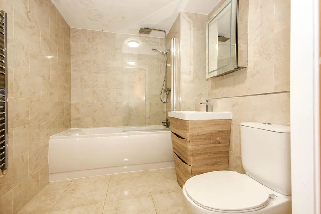 2 bed Apartment