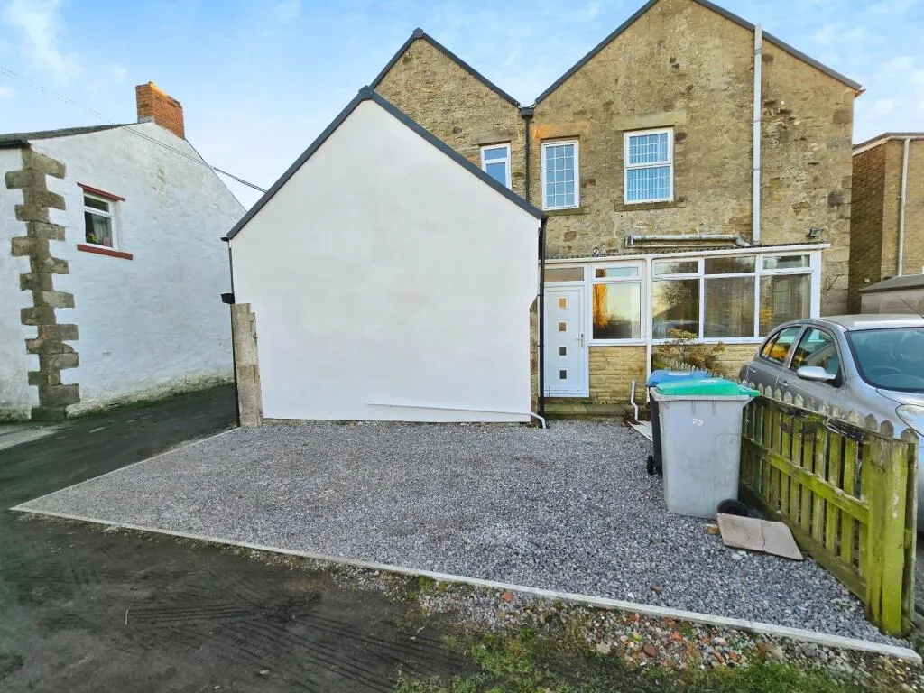 4 bed End of Terrace