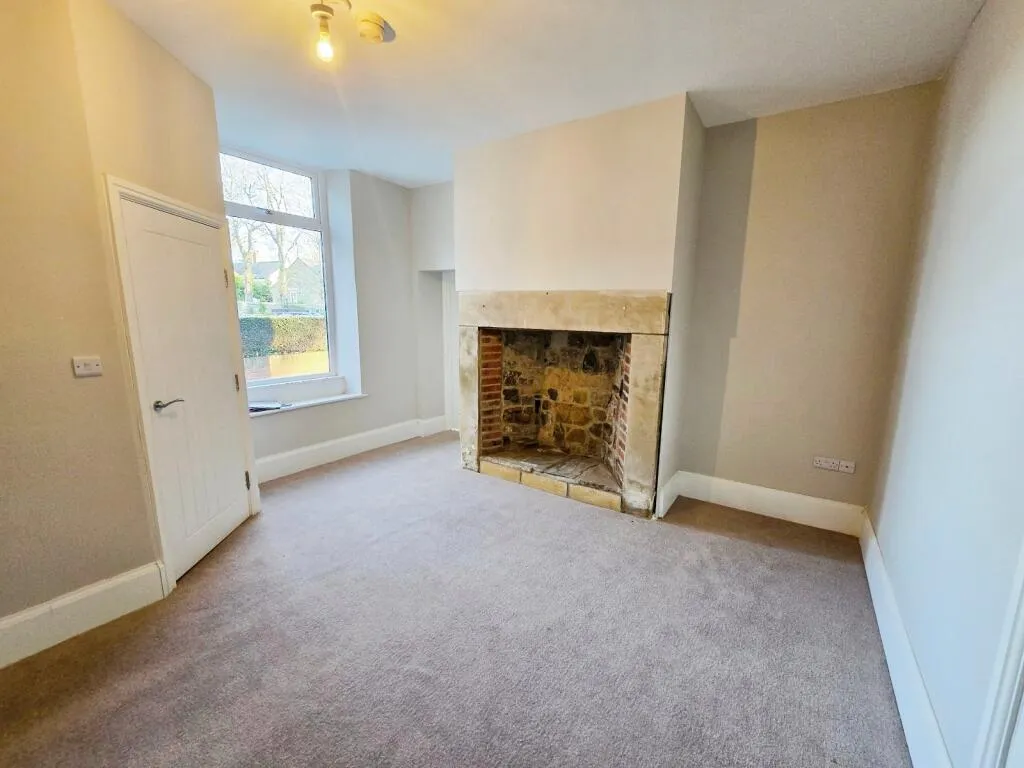 4 bed End of Terrace