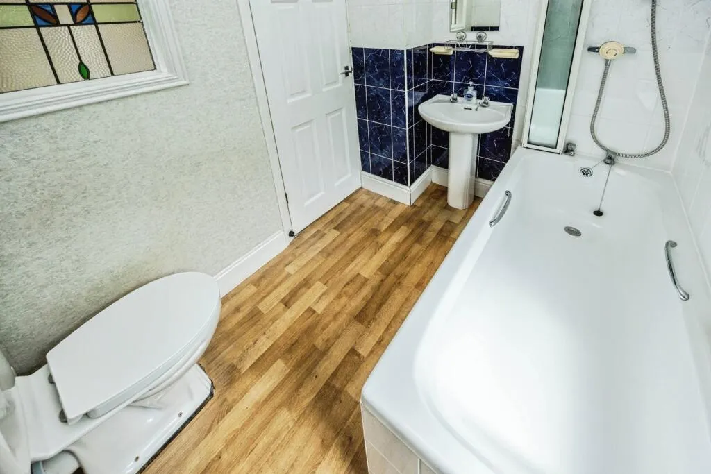 3 bed Semi-Detached