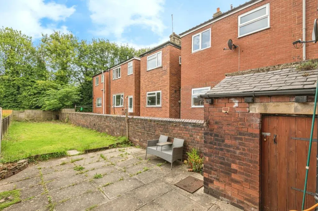 2 bed Terraced
