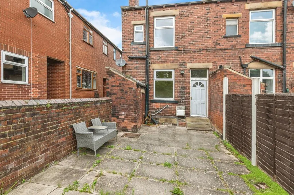 2 bed Terraced